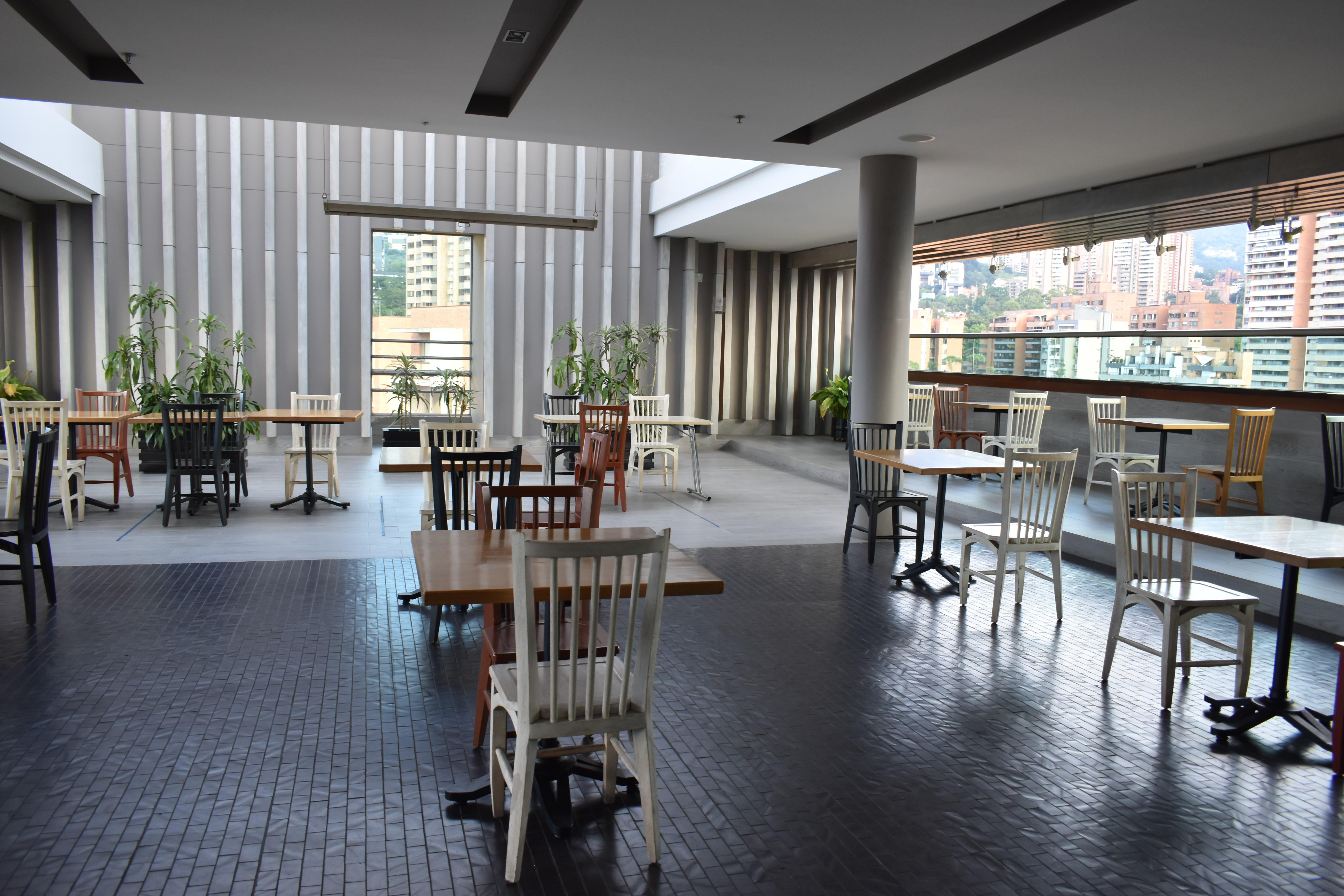 Hotel Holiday Inn Express & Suites Medellin By Ihg Exterior foto